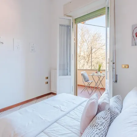 Simple Convenient 3 Bedrooms Apartman