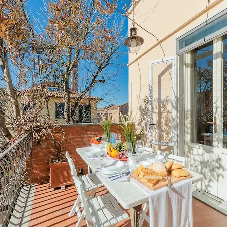 Simple Convenient 3 Bedrooms Apartman *